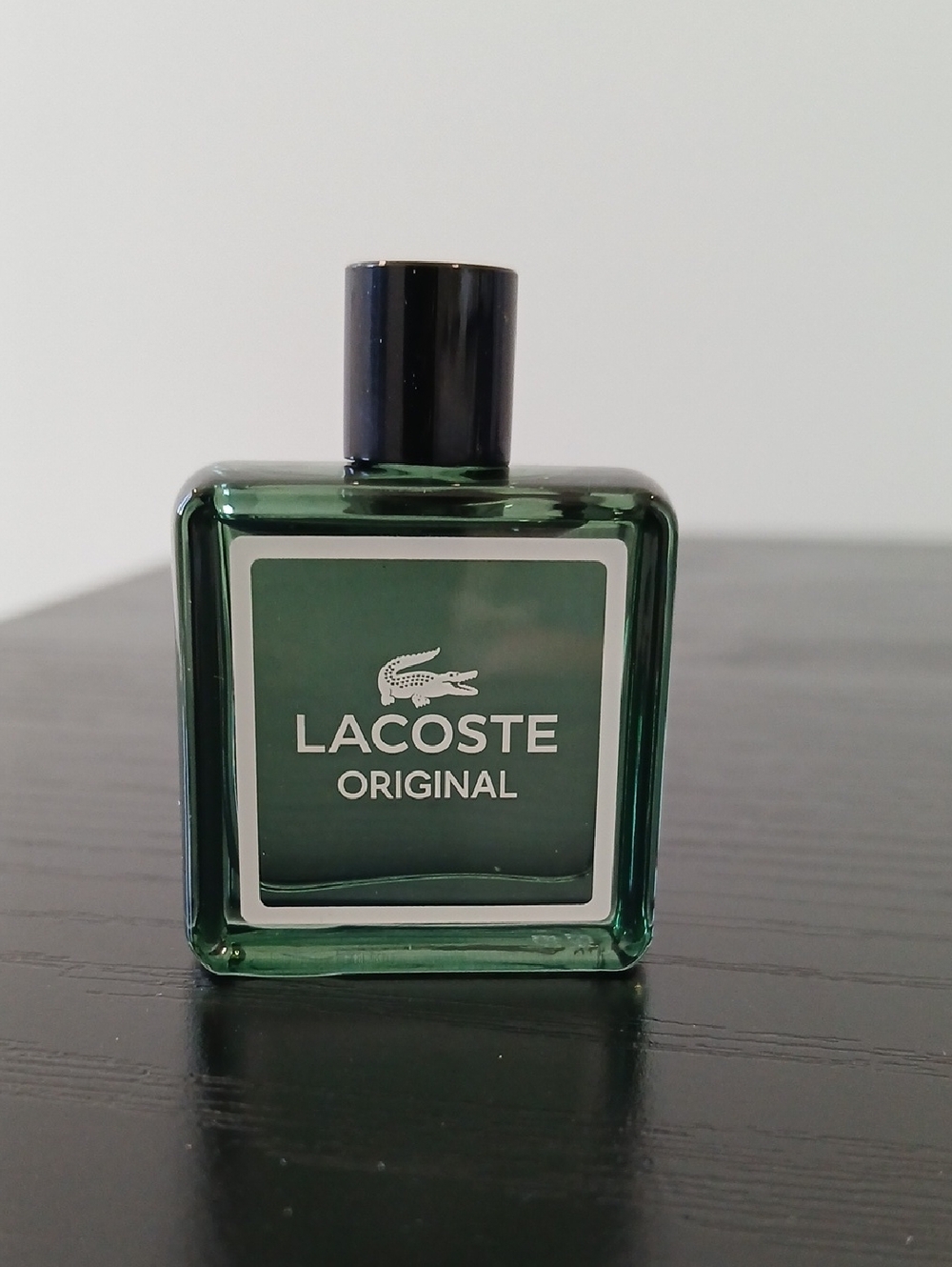 2/40🖤Lacoste Original Mens Mini Bottle